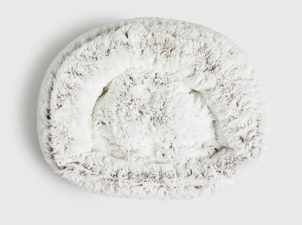 ARCTIC SHAG NAPPER DOG BED