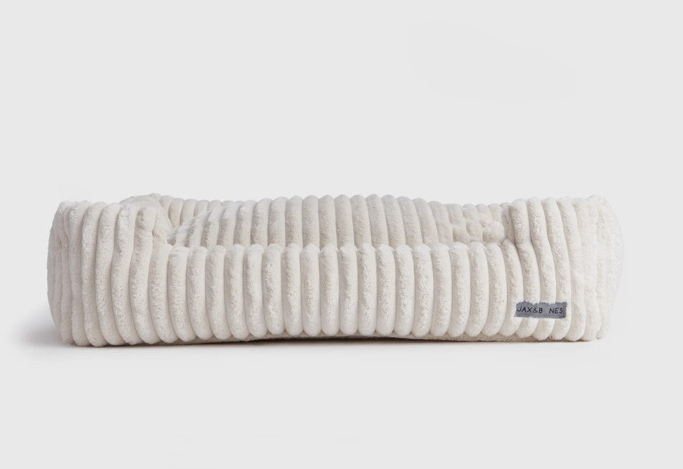 LUNA IVORY LOUNGE DOG BED