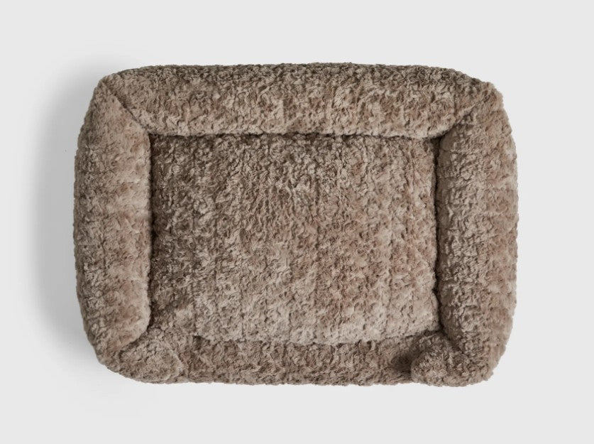 MOCHA CLOUD LOUNGE DOG BED