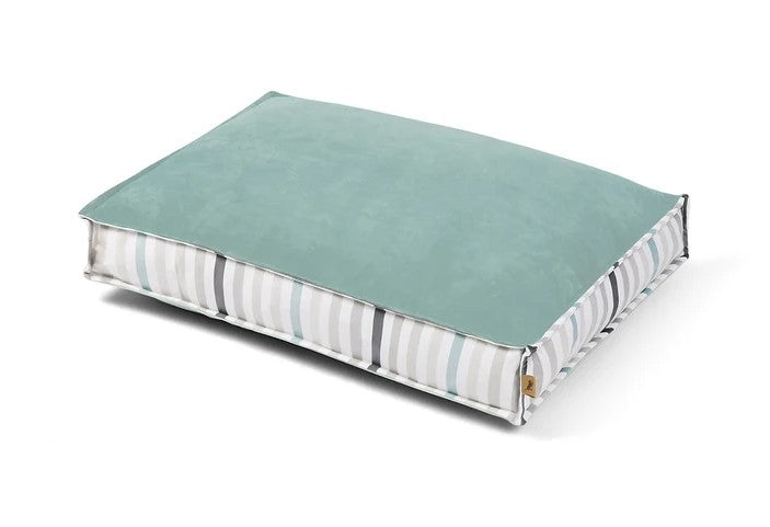 SEA BLISS SEASIDE BOXY DOG BED