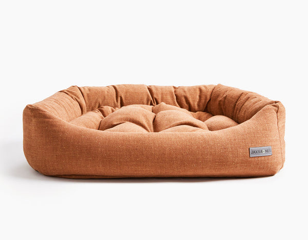 WARBY TERRACOTTA NAPPER DOG BED