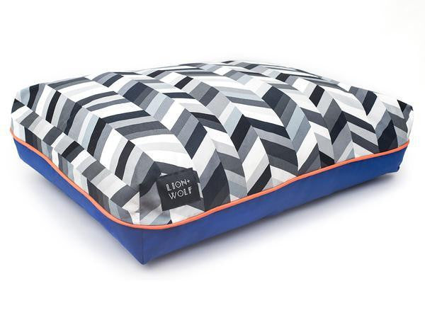 CHEVRON DOG BED – SALT + PEPPER, Beds - Bones Bizzness