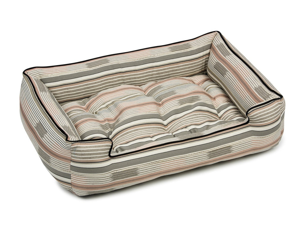 SUNDANCE DOMINGO SLEEPER DOG BED, Beds - Bones Bizzness